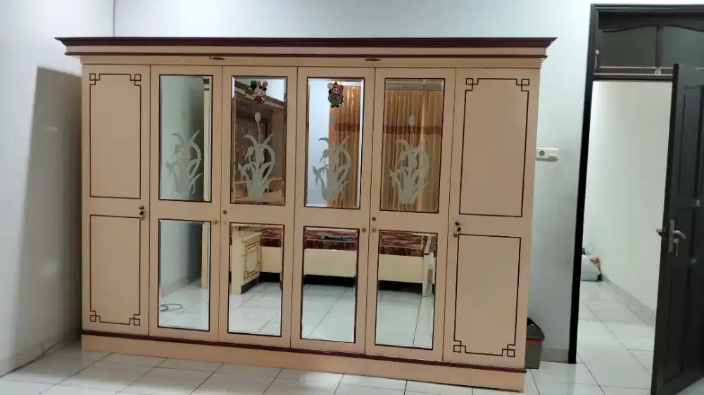 Dijual cepat Tempat tidur 1 set dijual murah