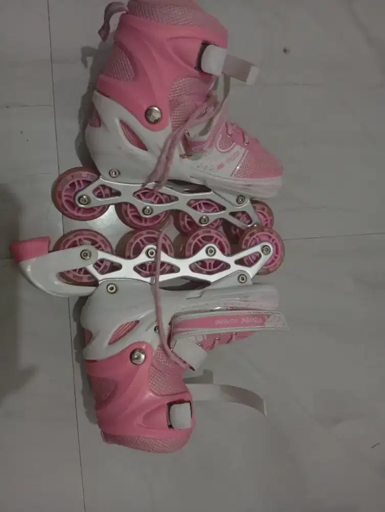 Sepatu Roda Power Superb Ukuran M
