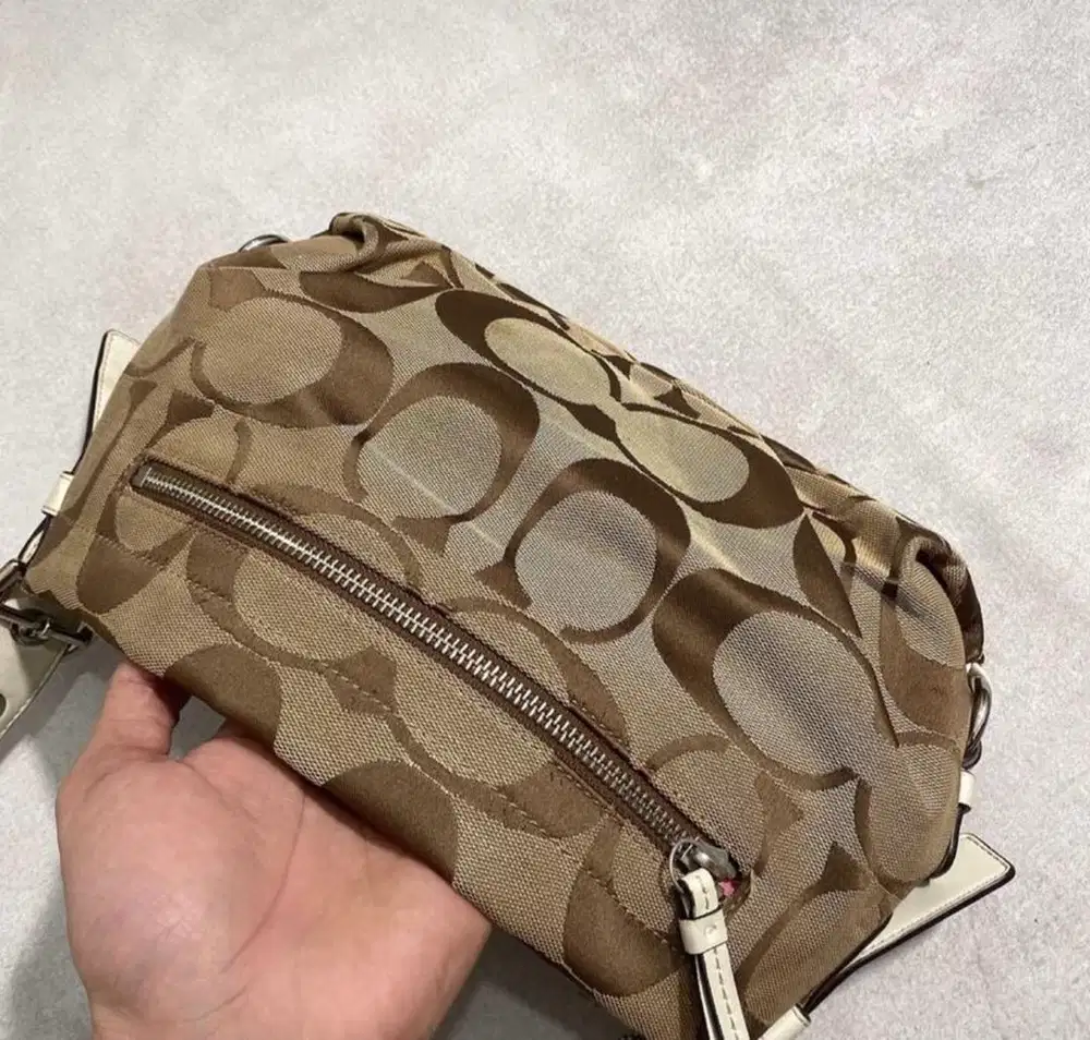 Coach signature