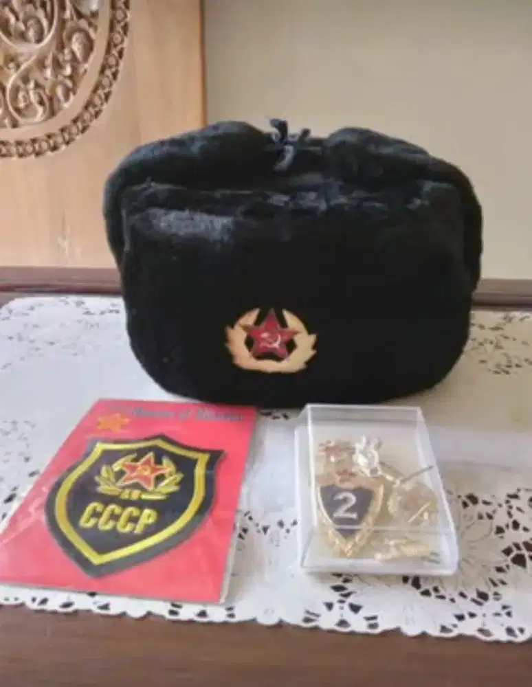 TOPI KHAS RUSIA SHAPKA/USHANKA ORIGINAL HOUSE OF RUSSIA,ALASKA USA.