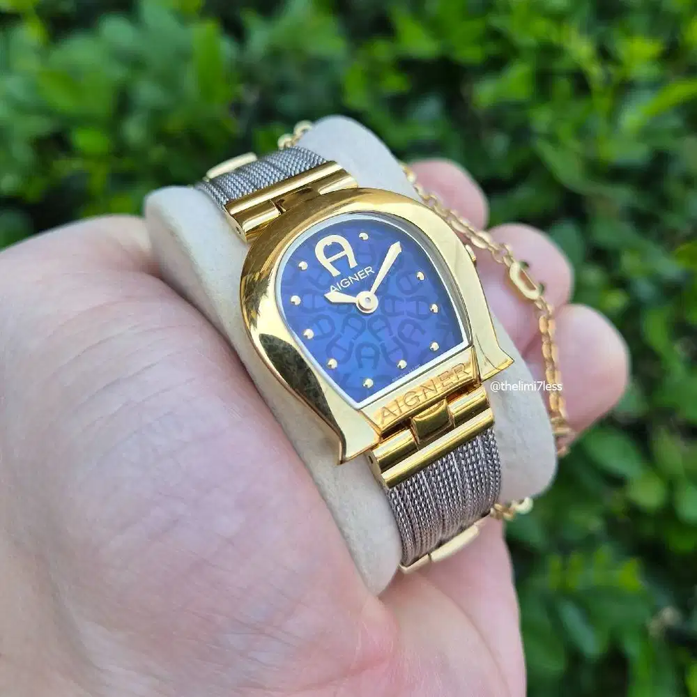 Jam tangan Aigner cremona swiss made quartz mother of pearl blue dial