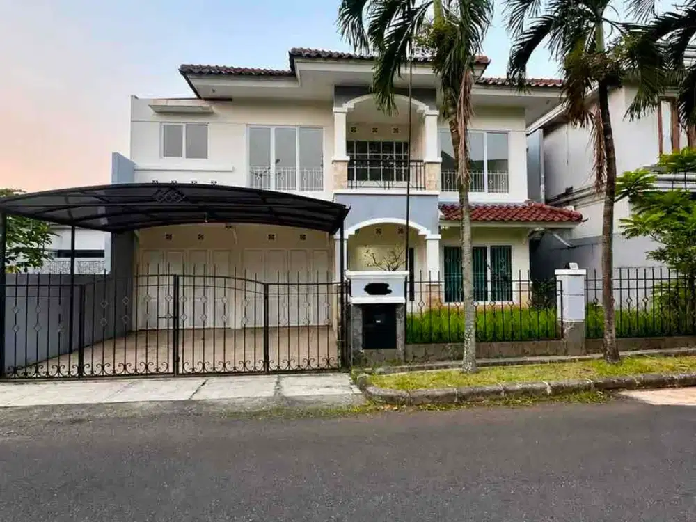 Disewakan Rumah Modern Semi Furnished Sudah Renovasi Siap Huni Lokasi Strategis Dekat Pim Jakarta Selatan