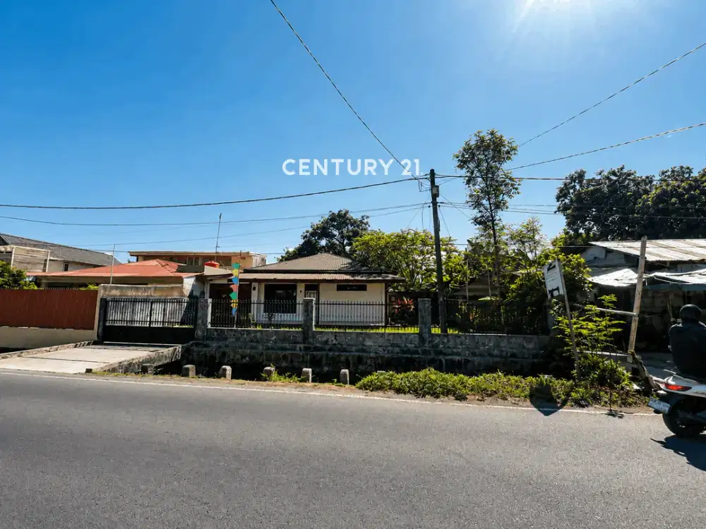 Rumah Akses Strategis Lokasi Premium Di Jl Monumen Emmy Saelan 3