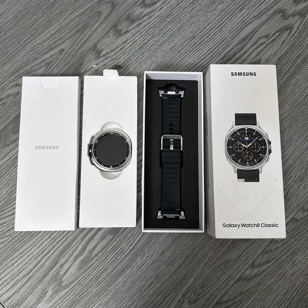 samsung galaxy watch 8 classic 46mm like new