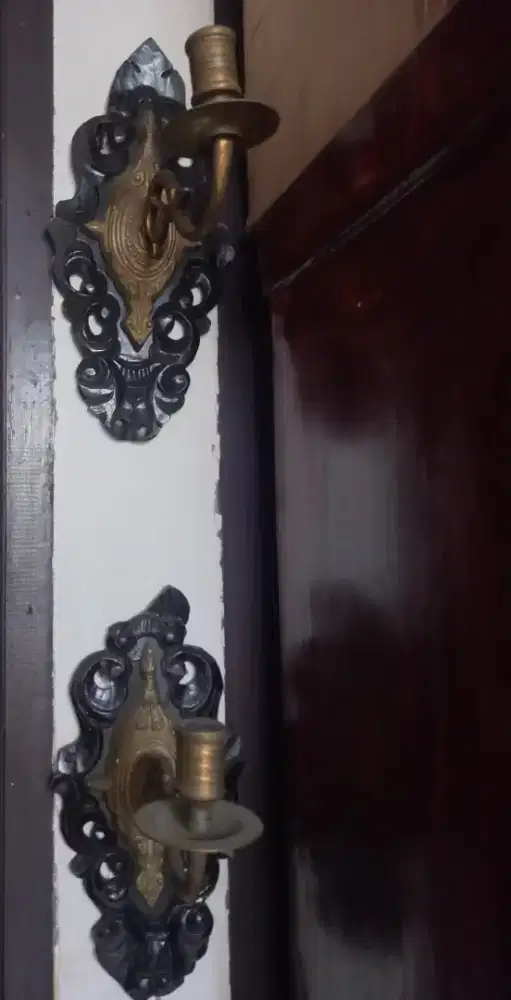 Lampu Hias Nempel ke dinding