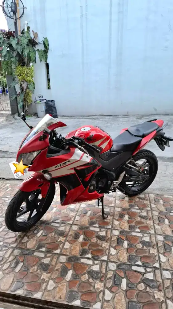 CBR 150R K45 LOKAL MERAH TANGAN PERTAMA