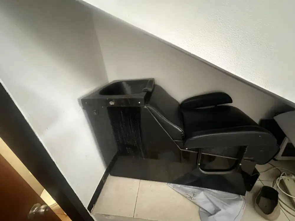 kursi keramas bekas