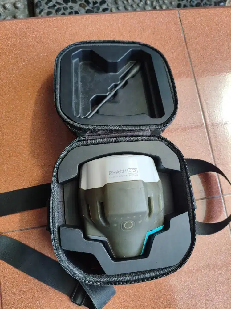 GPS Geodetic merk Emlid tipe RS2