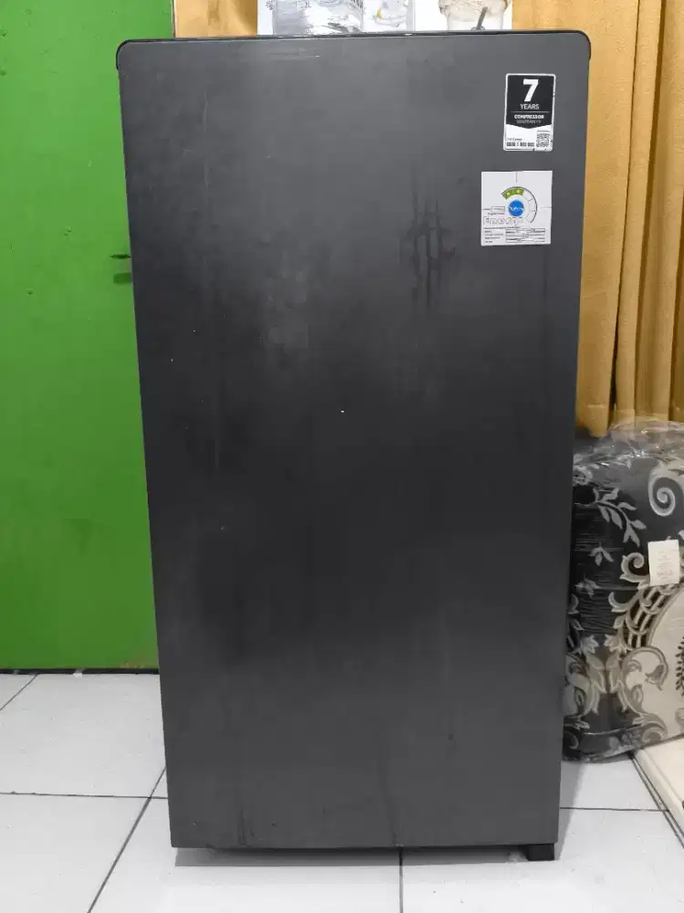 Kulkas Aqua 145 Lt 50 Watt 850 Nego