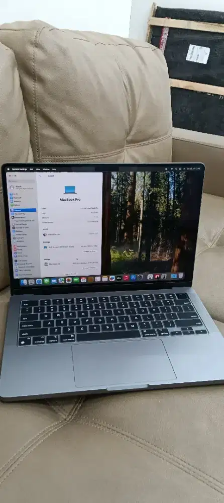 MacBook pro M3 8/1TB