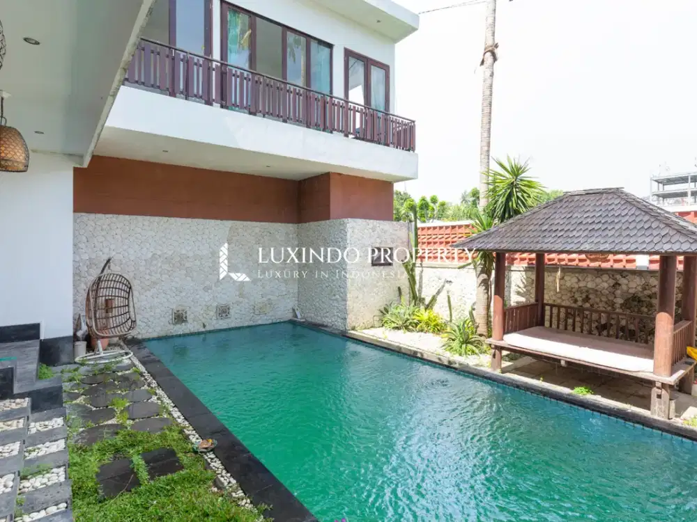 DIJUAL VILLA DENGAN 3 KAMAR TIDUR DI UMALAS