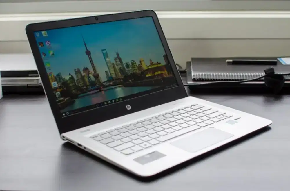 Laptop HP - ENVY 13 D027TU (Silver)