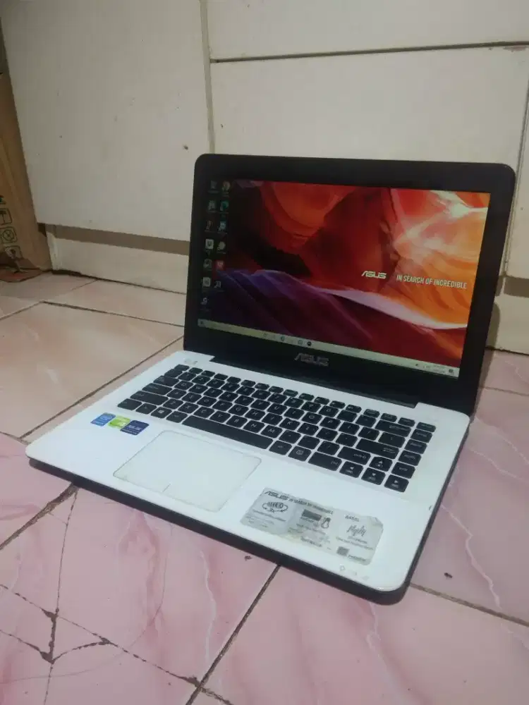 Laptop asus core i3 dual vga