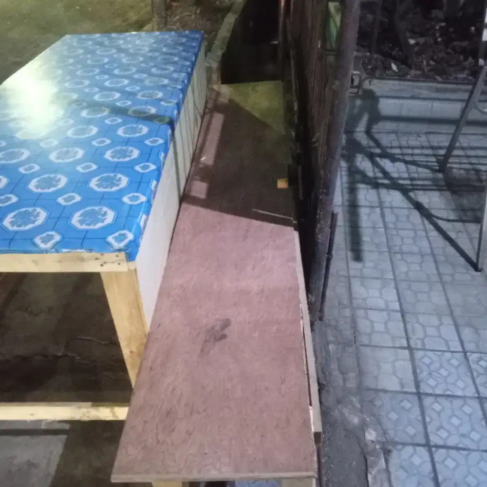 Meja+ kursi Kayu trip
