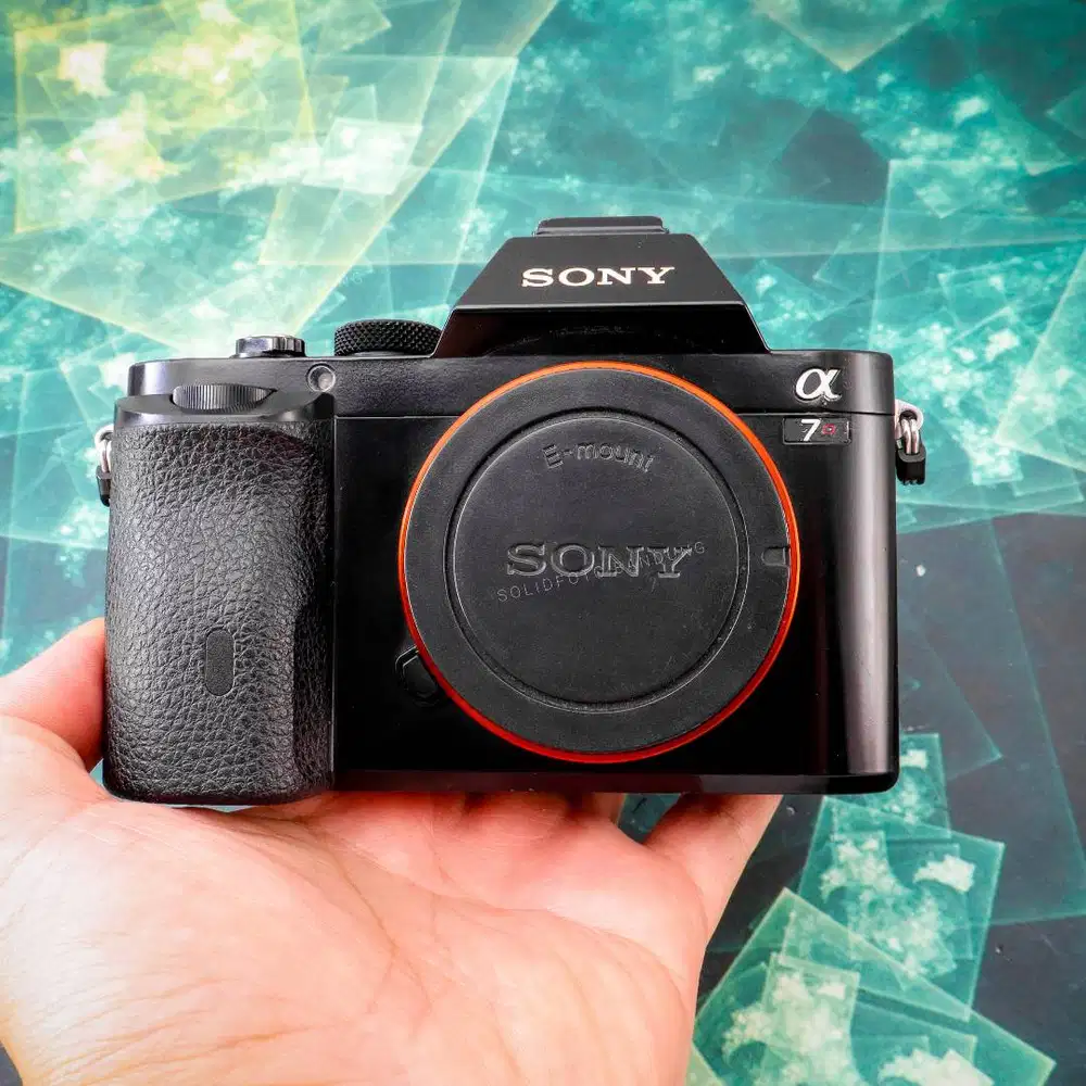 Sony A7R Classic Body. Used. Fullset