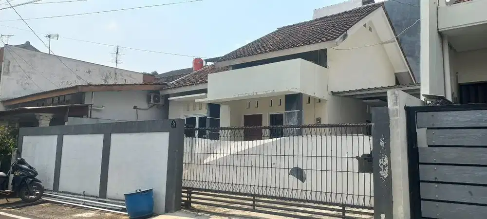 RUMAH SRI REJEKI  DEKAT KE KALIBANTENG SEMARANG