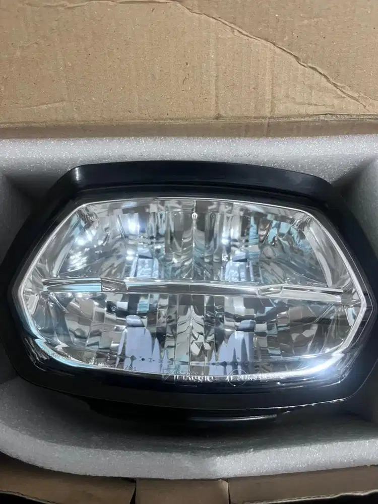 Headlamp led facelift vespa