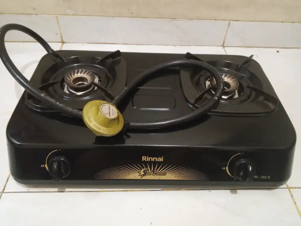 Kompor gas Rinnai 2 tungku + selang regulator
