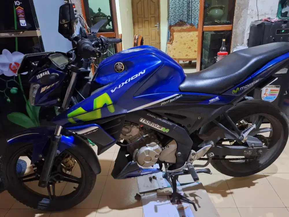 Dijual Vixion R 2017