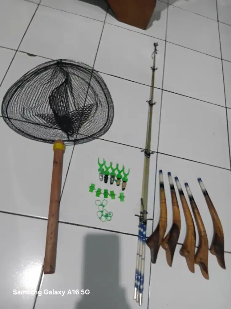 Dijual satu paket joran timbang seperti di foto harga 150 rb
