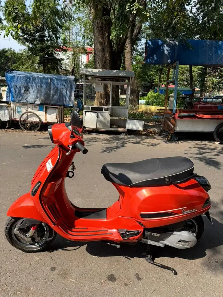 Vespa 125 Iget 2023