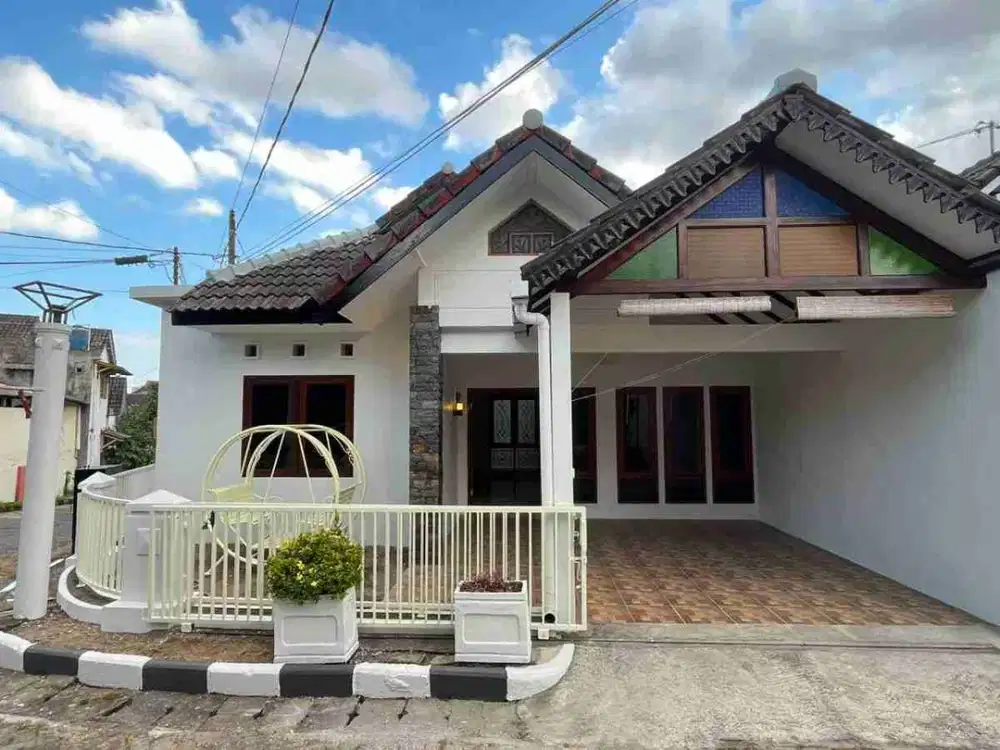 Rumah Siap Huni Dalam Perumahan Area Condongcatur Dekat Pakuwon Mall & Kampus UPN