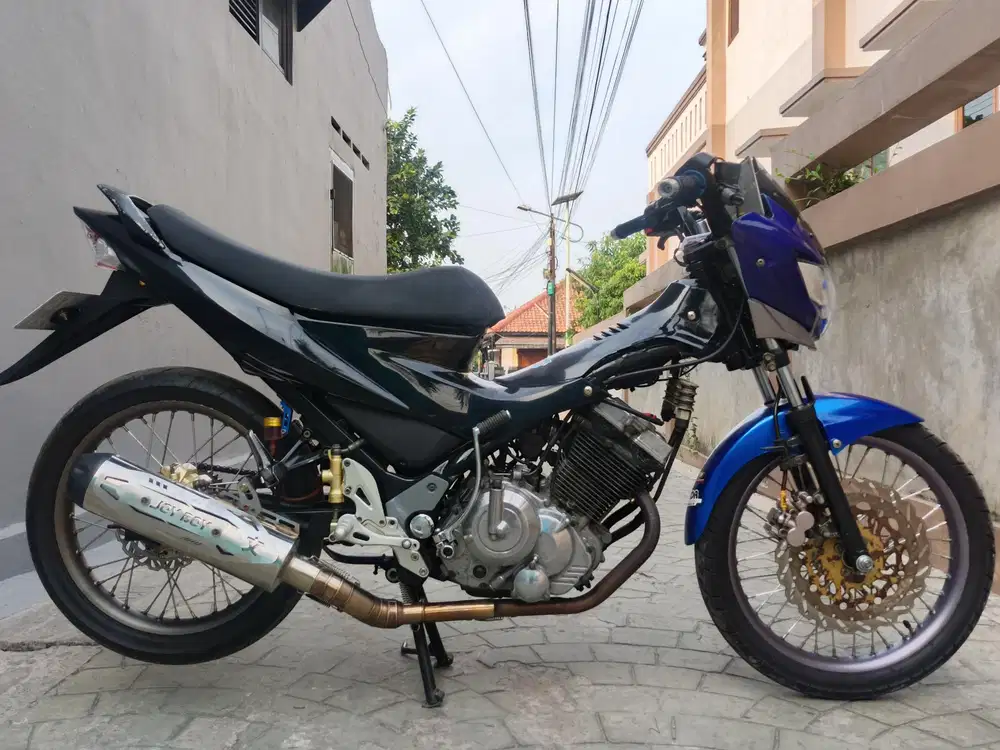 Suzuki satria Fu 2013 pajak hidup stater tokcer halus terawat