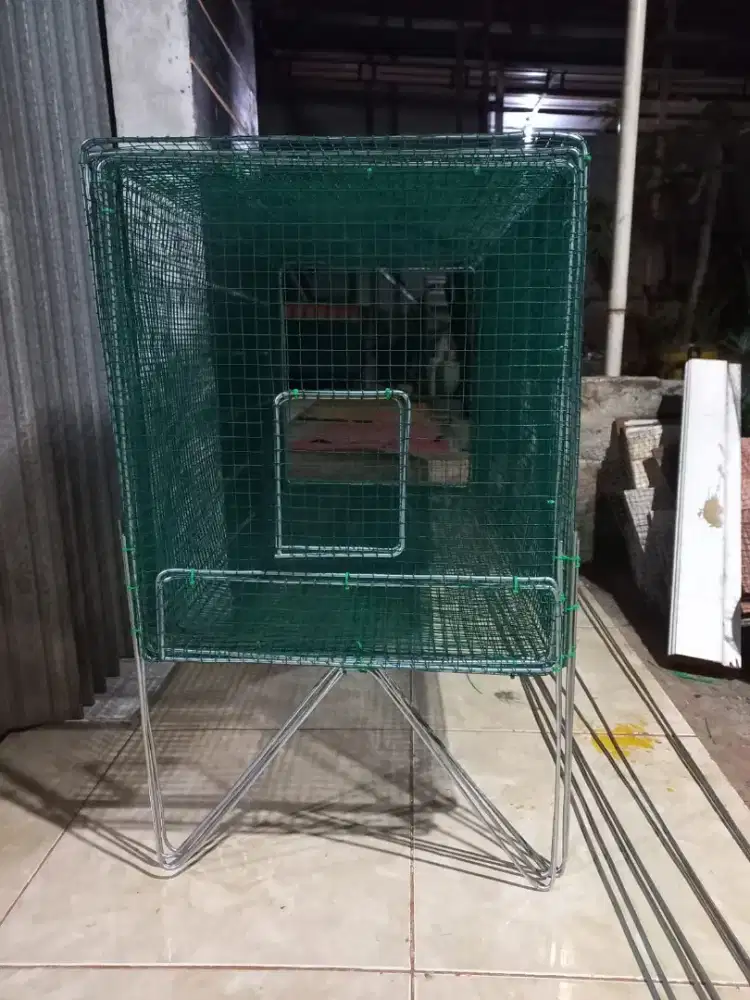 Umbaran burung kotak dan  bulet