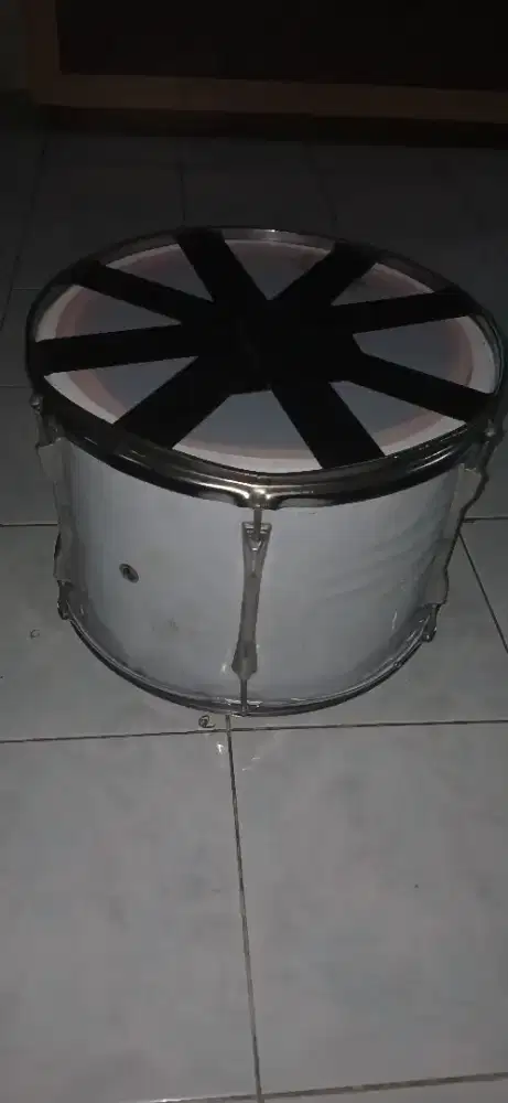 Drum bass supporter bola ultras