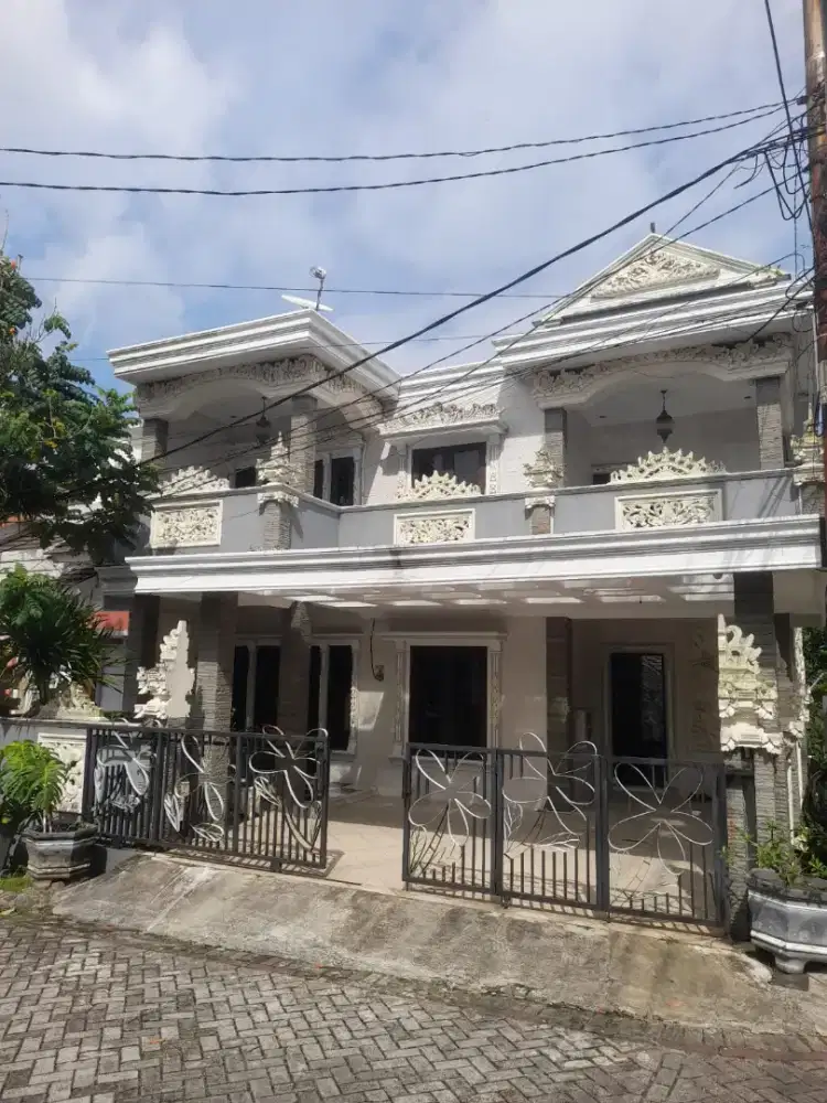 JUAL RUMAH STYLE VILLA