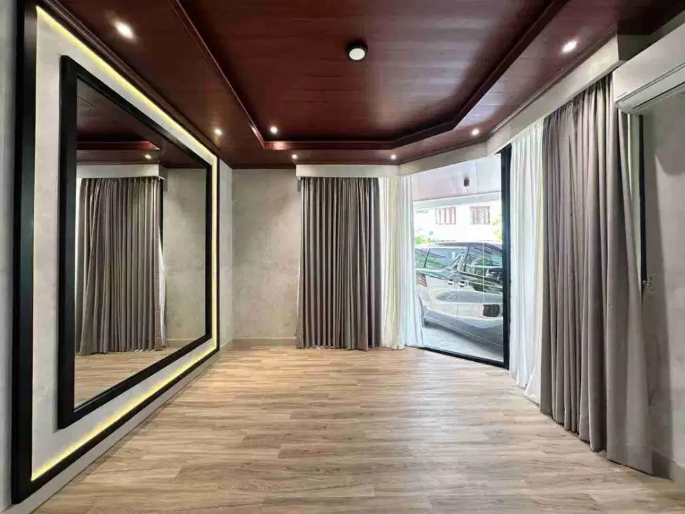 Dekat Pim2, Dijual Rumah Siap Huni di Pondok Indah Jakarta Selatan