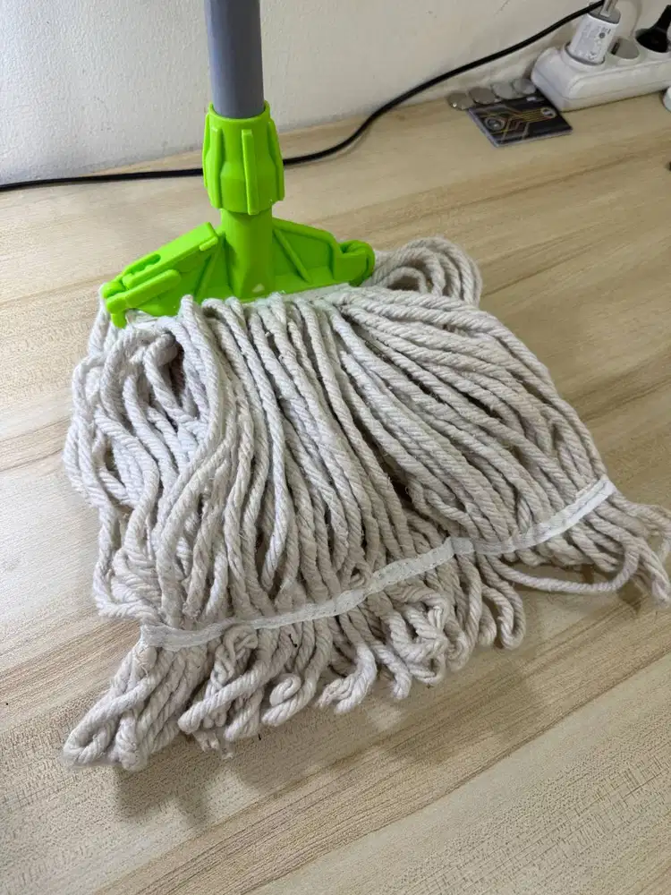 Pel Pel Lantai String Mop Baru