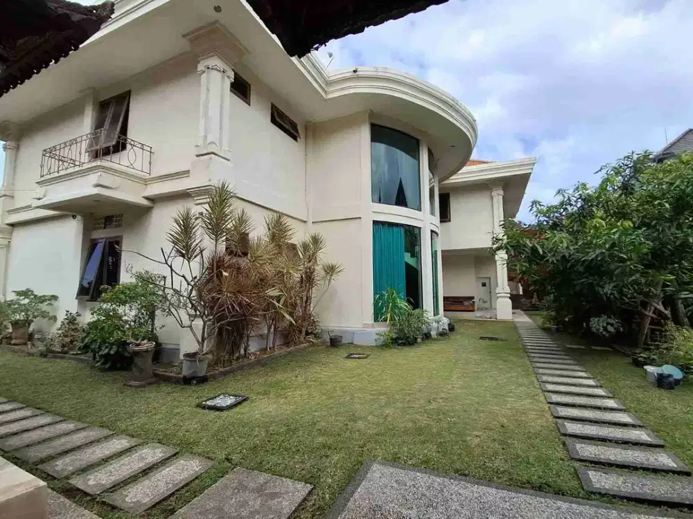 Rumah Besar 1060M2 Halaman Luas Elit Sekar Tunjung Dkt Mall Living
