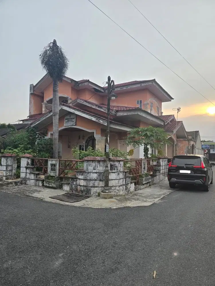 Dijual Rumah Mewah 2 Lantai Murah Pandau Permai