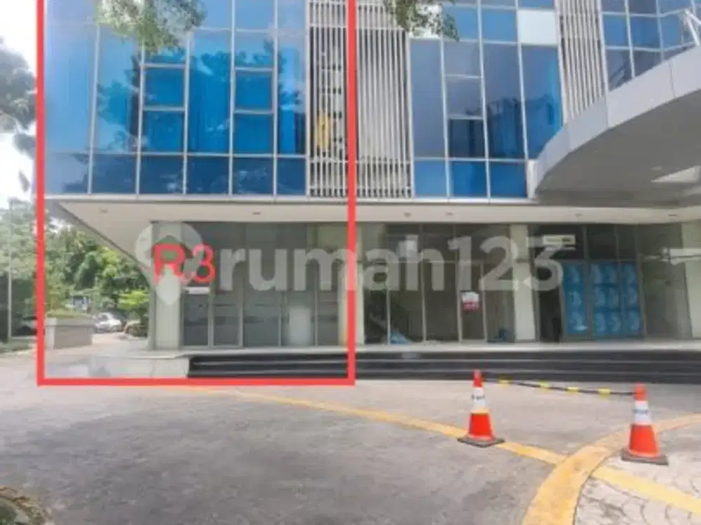 Ruko Bagus HOEK GP Plaza 174 m2 Slipi, Jakarta Barat