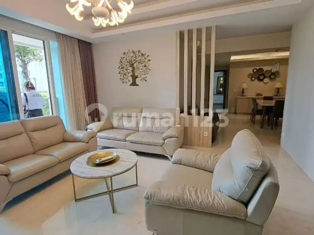 Siap Huni, Apartemen Kensington Royal Suites, Full Furnished
