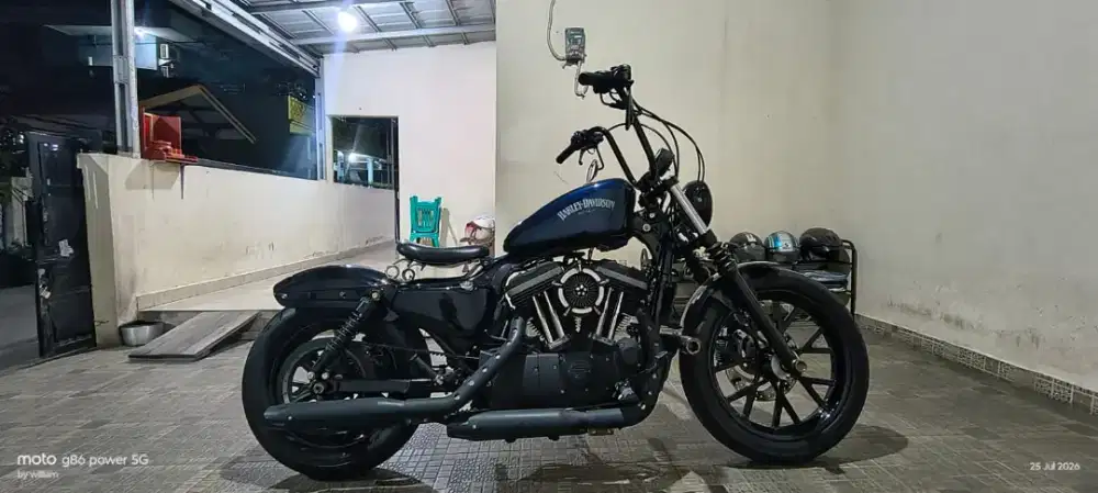 Harley dsvidson sportster 883 2012