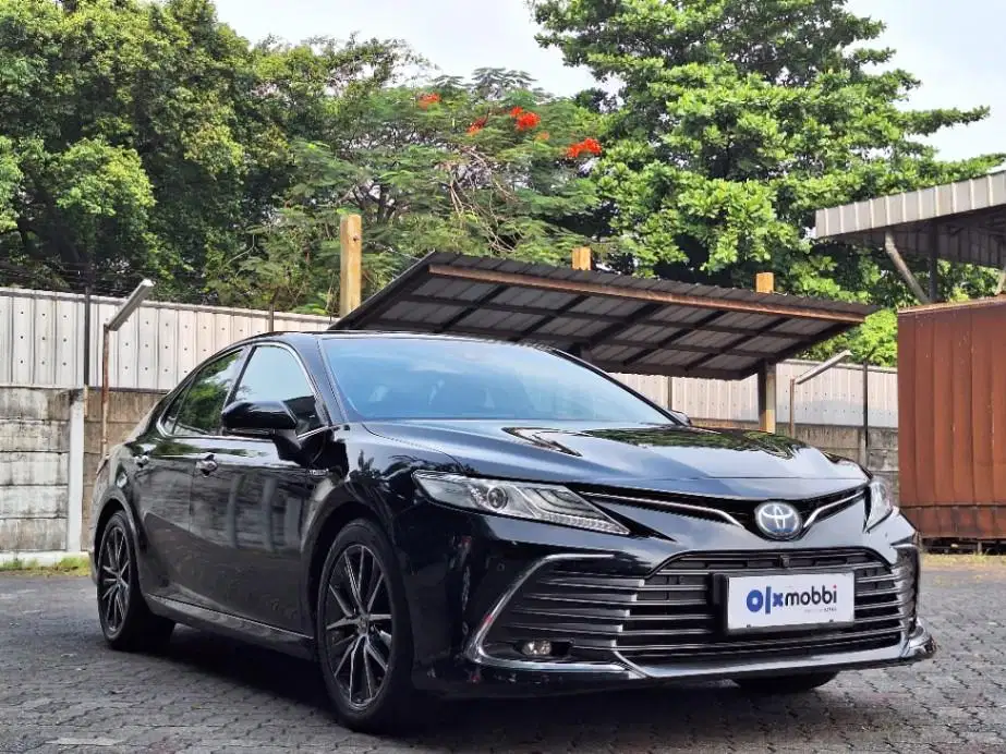 PAJAK HIDUP TOYOTA CAMRY 2.5 HYBRID-AT
