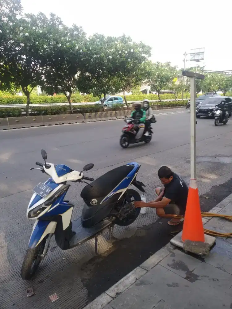 Vario CBS 110cc karbu 2010