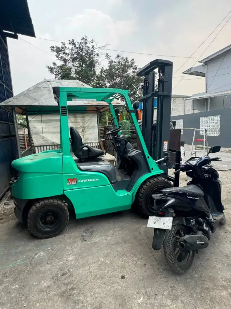Forklift Mitsubishi 3 Ton,Manual,Tiang 4 Meter Fullfreelift,Tahun 2021