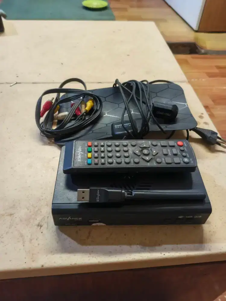Stb tv + usb wifi dan antena indoor