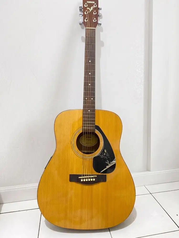 Gitar Yamaha FX310