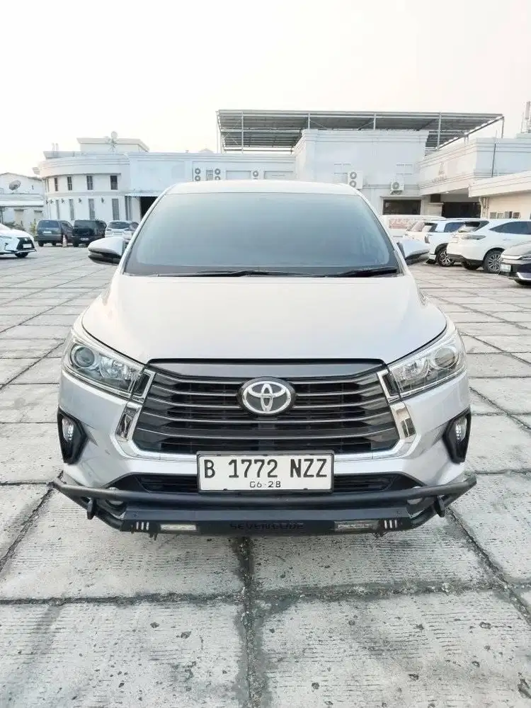 Toyota Kijang Innova 2.4 G AT 2023 Silver Diesel (Tdp 45jt)