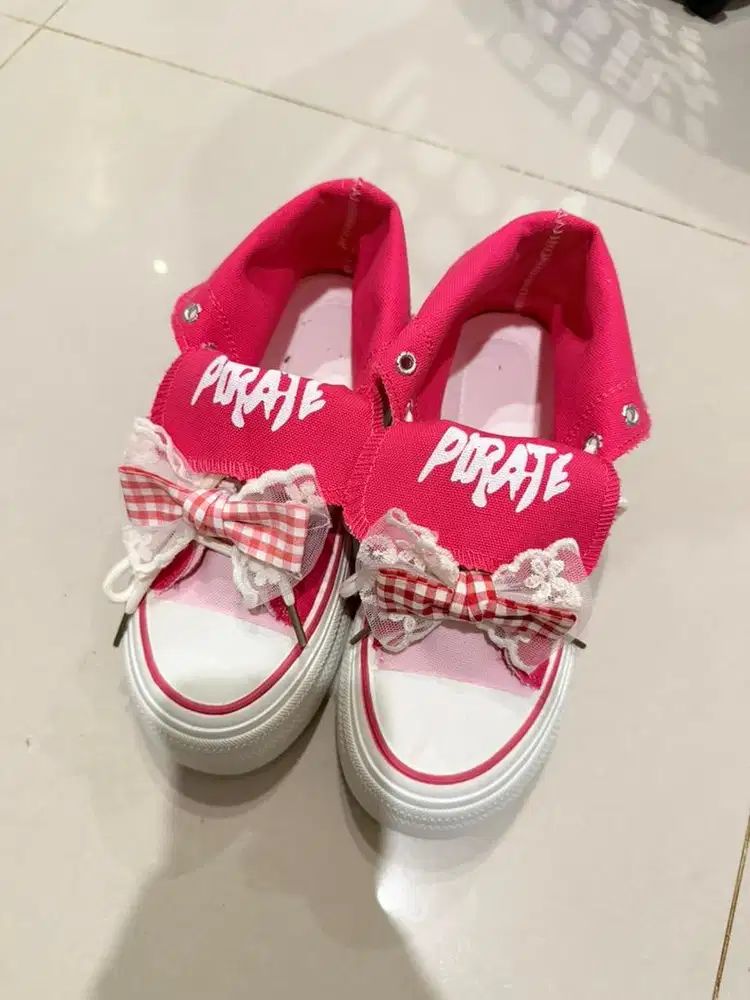 Sepatu Pink Wanita Hak Tinggi