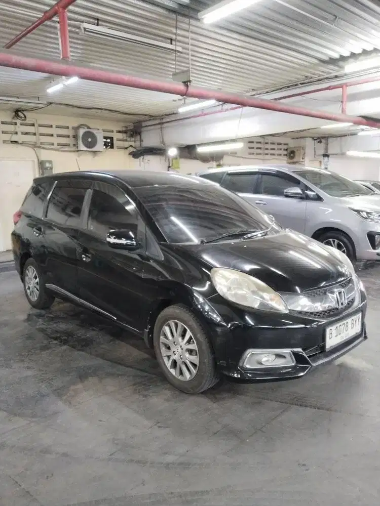 Honda Mobilio 1.5 E Prestige AT 2014 Hitam (Tdp 18jt)