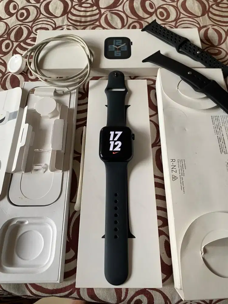 Apple Watch SE Gen 2 44mm Midnight