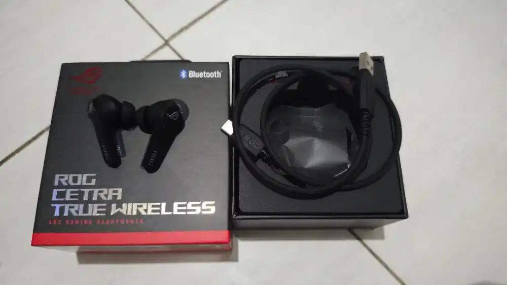 Rog cetra just headphone no case charger