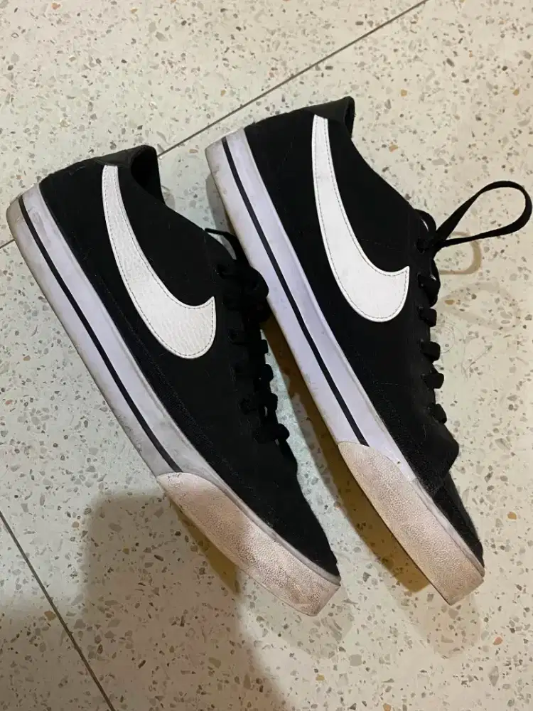Dijual Sepatu Nike