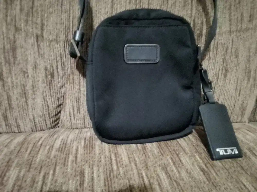 Tas Tumi cross body original