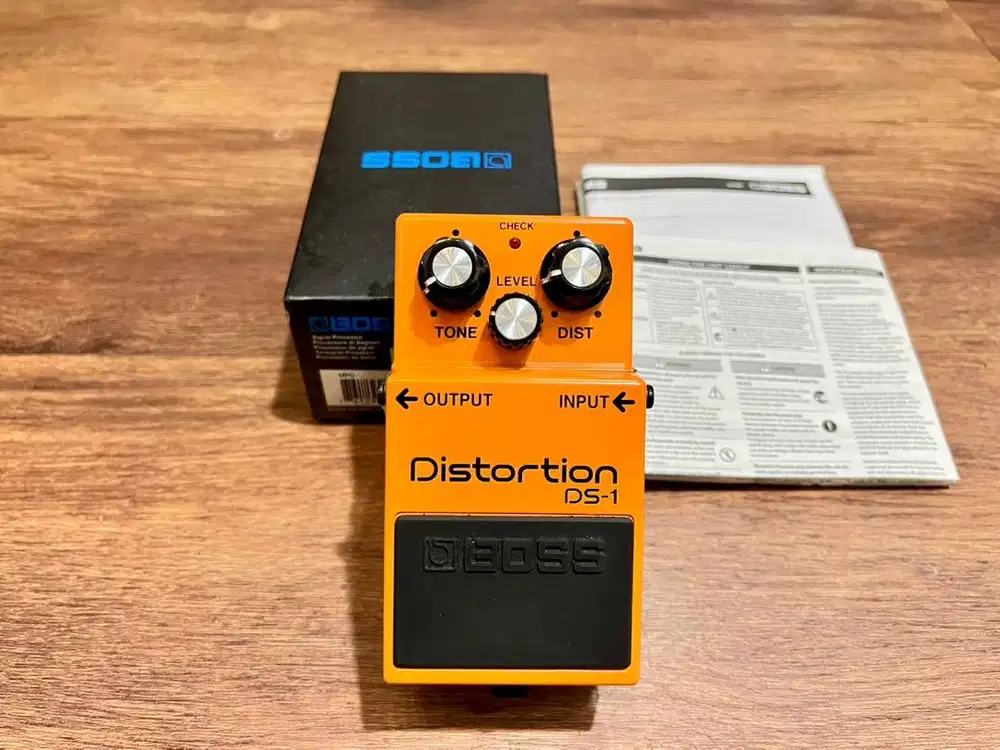 Boss DS-1 Distortion Pedal